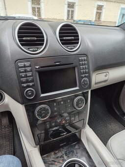 Mercedes-Benz ML 320 CDI - 5