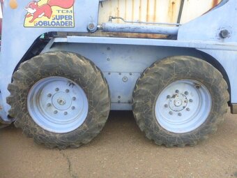 Nakladač Bobcat TCM 607 - 5