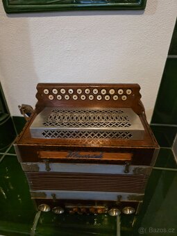 Heligonka Hlaváček - 5