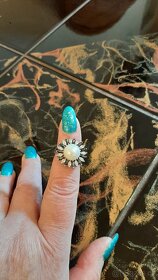 Krásný stříbrný prsten s perlou - 5