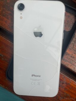 iPhone XR - 5