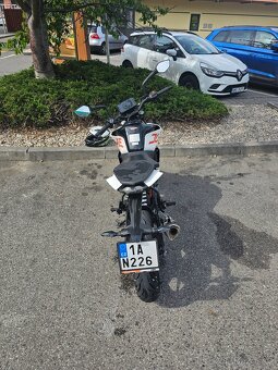 KTM 390 Duke - 5