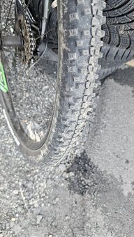 Prodám kolo Rockmachine TORRTENT vel.19, kola 29 - 5