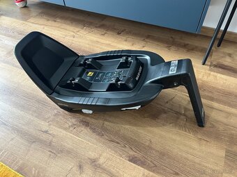Sedačka Maxi Cosi Pearl Pro 2 i-Size + izofix FamilyFix3 - 5