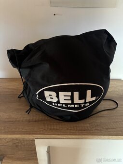 Závodní automobilová helma Bell - 5