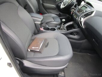 Hyundai ix35 2,0 CRDi 100kw- 4x4 - 5