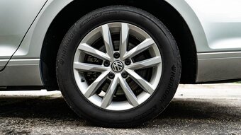 Volkswagen Passat Variant 2.0 TDI BMT Business Comfortline - 5