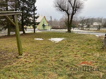 Prodej stavebního pozemku 700 m2 v obci Křišťanovice, okres - 5