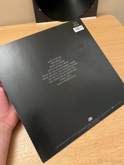 AC/DC – Back In Black - 5