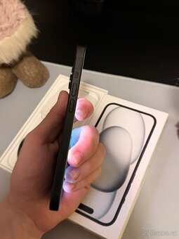 iPhone 15 128GB černý - 5