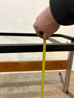 Výškově nastavitelný stůl - 5