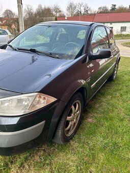 Renault Megane 2.0 - 5