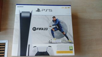 SONY PLAYSTATION 5 PS5 + SLUCHÁTKA + HRY - 5