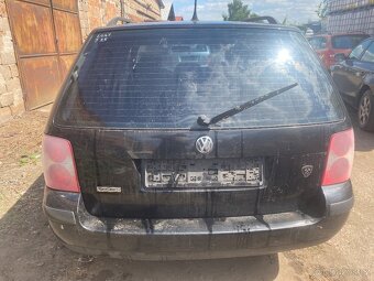 VW Passat,1.8 B 5.5 turbo,110 KW,175000 najeto,barva LO41 - 5