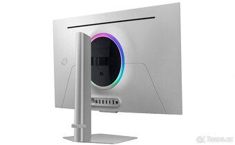 32" Samsung Odyssey OLED G8 (G80SD) 4K 240 Hz - 5
