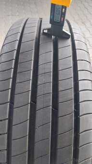 Prodám 4 x letní pneu Michelin 205/55/17 - 5