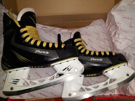 Profi brusle CCM Tacks 6052 vel. 6,5 D (EUR 40,5) - 5