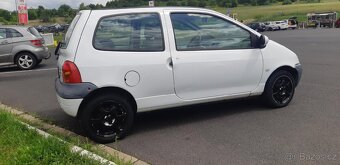 RENAULT TWINGO 1.2 rok 2003 výborný celkový stav - 5