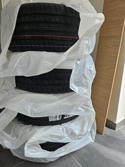 Prodej nových pneu: Goodyear Eagle F1 SuperSport 255/35 R20 - 5