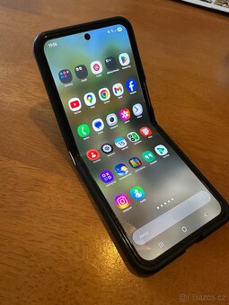 Prodám Samsung Z FLIP 5 8/512 GB perfekt stav - 5