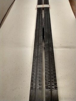 Běžky PELTONEN s vázáním + šupiny (vel. 138cm) - 5