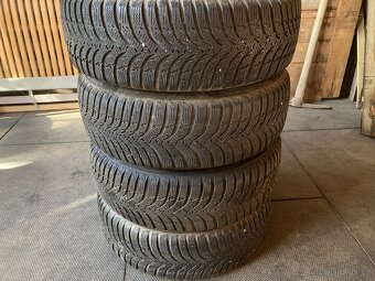 Zimní VW GOLF 7 / OCTAVIA 3 15" 5x112 KUMHO 195/65R15 Zimní - 5
