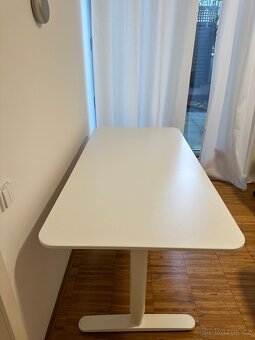 Elektricky výškově nastavitelný stůl IKEA BEKANT 160×80 cm - 5