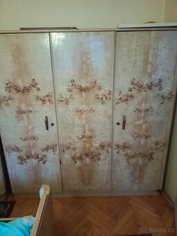 Nábytek po babičce. 60 léta. - 5