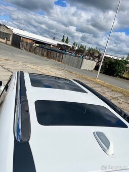 Chrysler Pacifica Hybrid Limited 2018 / 3.6 - 5