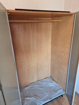 Šatní skříně 3ks - 5