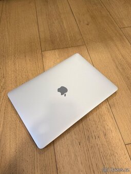 MacBook Pro 13” M1 256GB Silver - 5