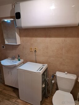 Atypický byt/domek 45m2 + kolna 15m2 Kokořínsko - 5