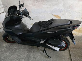 Honda pcx 125 první majitel - 5