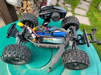 Traxxas Hoss 4x4VXL - 5