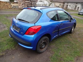 PEUGEOT 207 1.4i 54 kW,r.v. 2008,najeto 67 000 km,3.dv. - 5