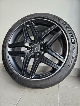 Orig. Mercedes AMG - Letní 255/40/20 - Zánovní - 5