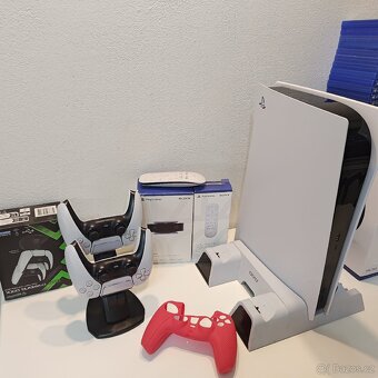 PlayStation 5 s mechanikou + hry + příslušenství - 5