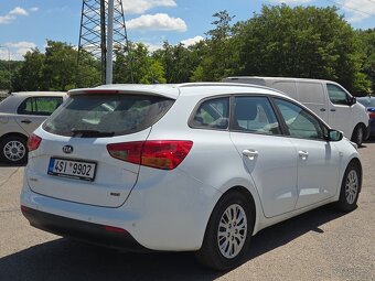 Kia Ceed i NA SPLÁTKY BEZ REGISTRU VŠEM rok 2018 251tis km - 5