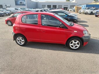 Toyota Yaris 1.0 50 kW - 5