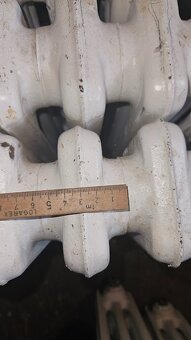 Prodám 6 ks úzkých litinových radiátorů - 5