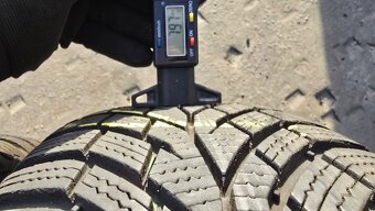 Zimní pneu 205/60/16 Continental - 5