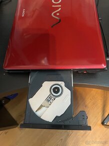 Funkční notebook SONY VAIO - 5