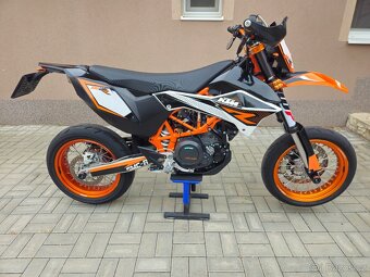 KTM 690 SMC R 2012 - 5