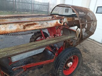 Prodám bramborový kombajn Samro - 5