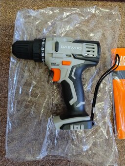 Prodám Aku. vrtačku Daewoo DALD18-P1, nová, - 5