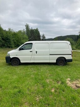 Toyota Hiace - 5