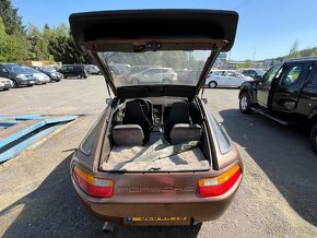 Porsche 928-S4 - 5