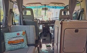 Skříňka originál do vozu VW T3 - 5