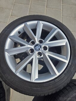 Originální alu kola Škoda 5x100 R16 pneu 215/45 - 5