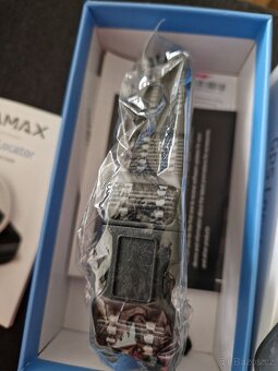 GPS locator LAMAX - 5